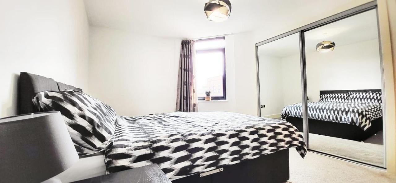 City Centre 1 Bed Apartment เบอร์มิงแฮม ภายนอก รูปภาพ